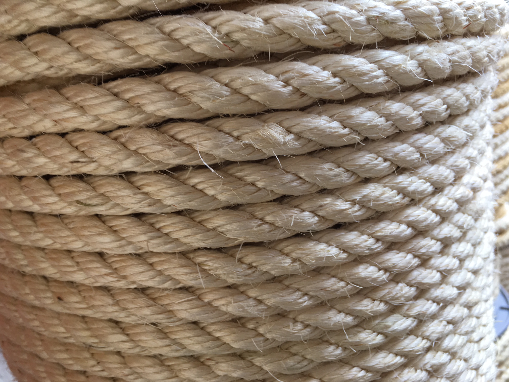 Corde en Sisal naturelle - 10mm - rouleau de 220M