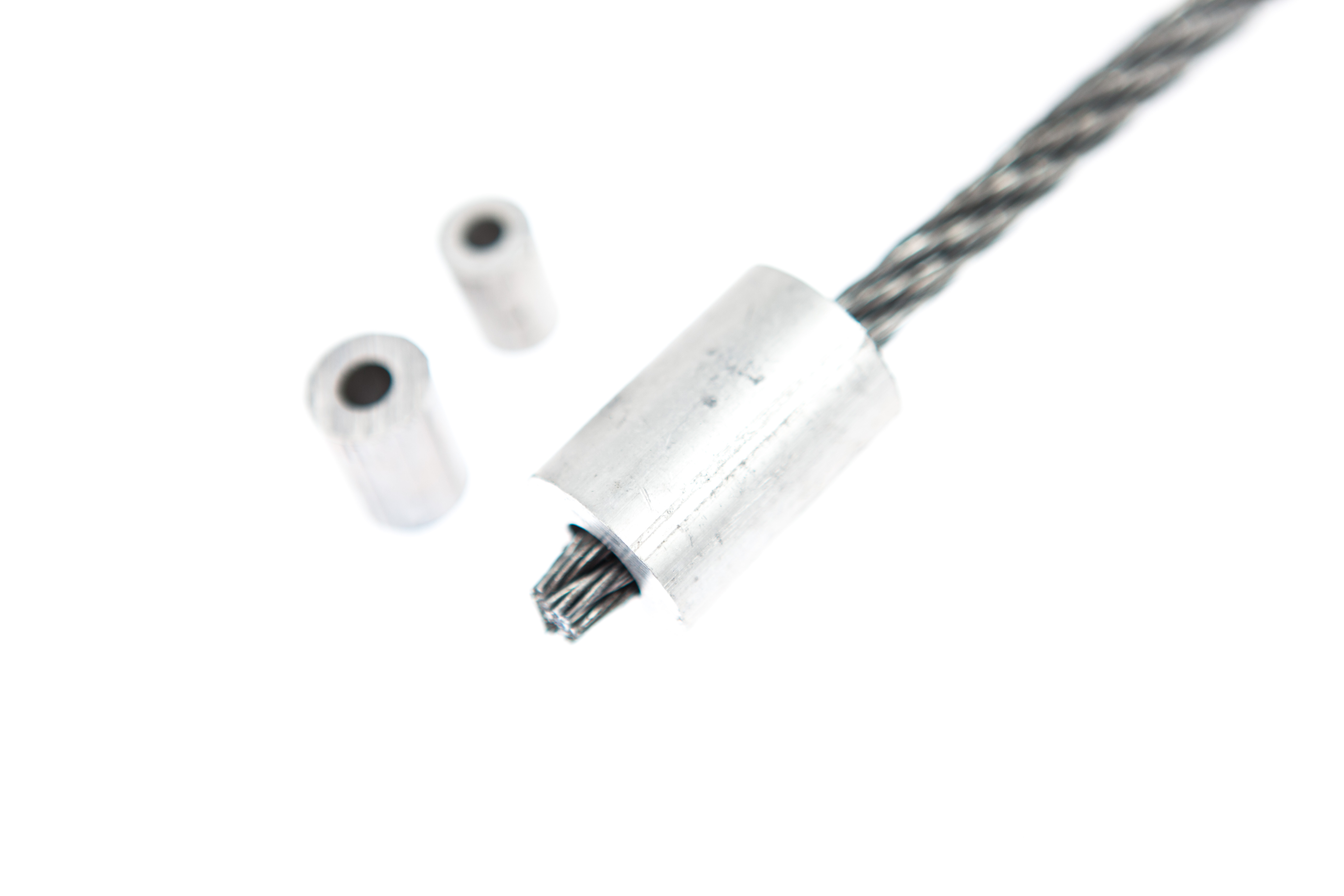 Manchon tubulaire O rond en aluminium à sertir, pour le simple passage d'un  câble Ø 2mm en acier galvanisé